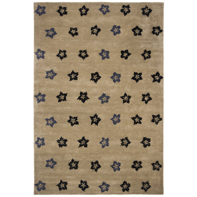 Soho Hand Tufted Wool Floral Rug