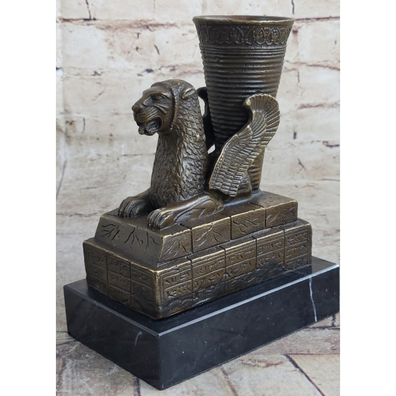 Figurines et sculptures de Nagako