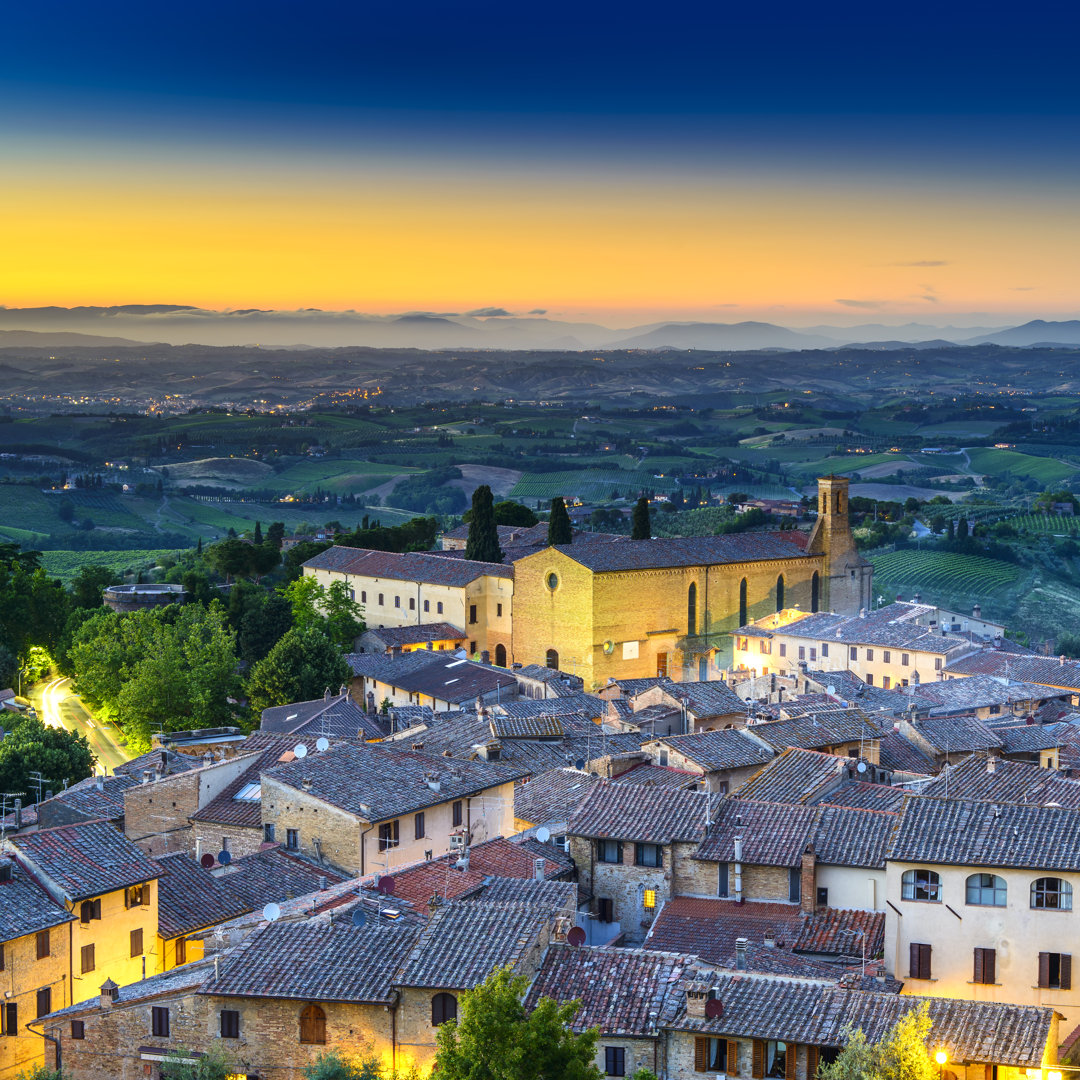 Wimbush San Gimignano, Toskana, Italien von StevanZZ - Leinwandfoto im Wickelverfahren