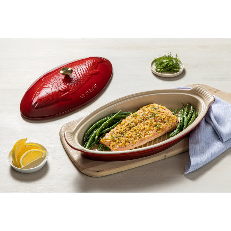 Le Creuset Stoneware Heritage Fish Baker, 1.7 Qt. - Cerise, Gray