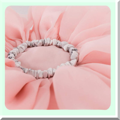Luxury Bloom 3D Round Pillow - Pink Accent Cushion for Couch & Bedroom Decor - Decorative Throw Pillow with Insert - Home Accent