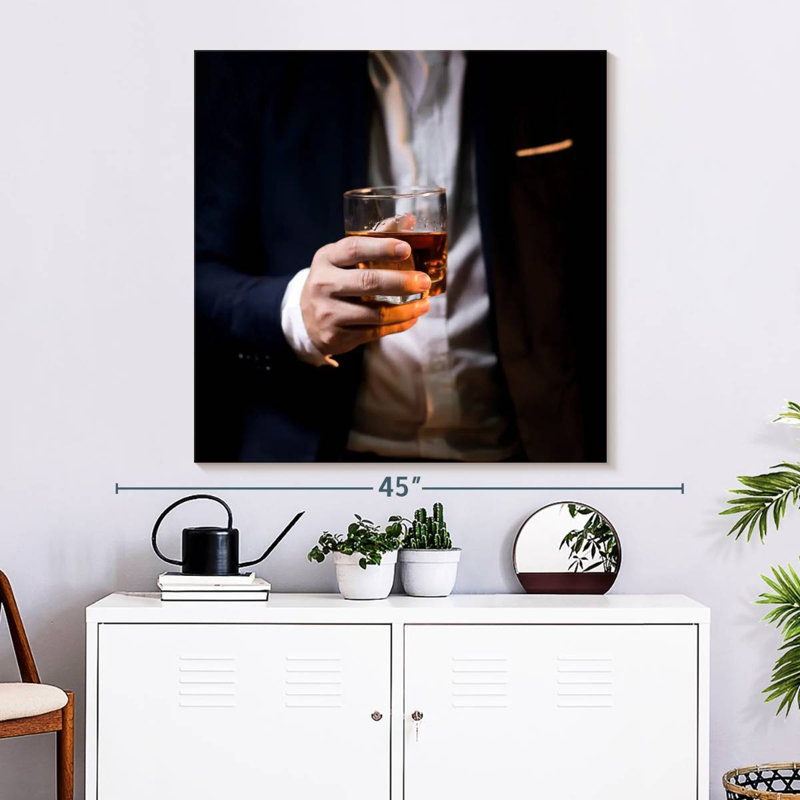 Yarlin Chic Whiskey, 33" H x 33" W
