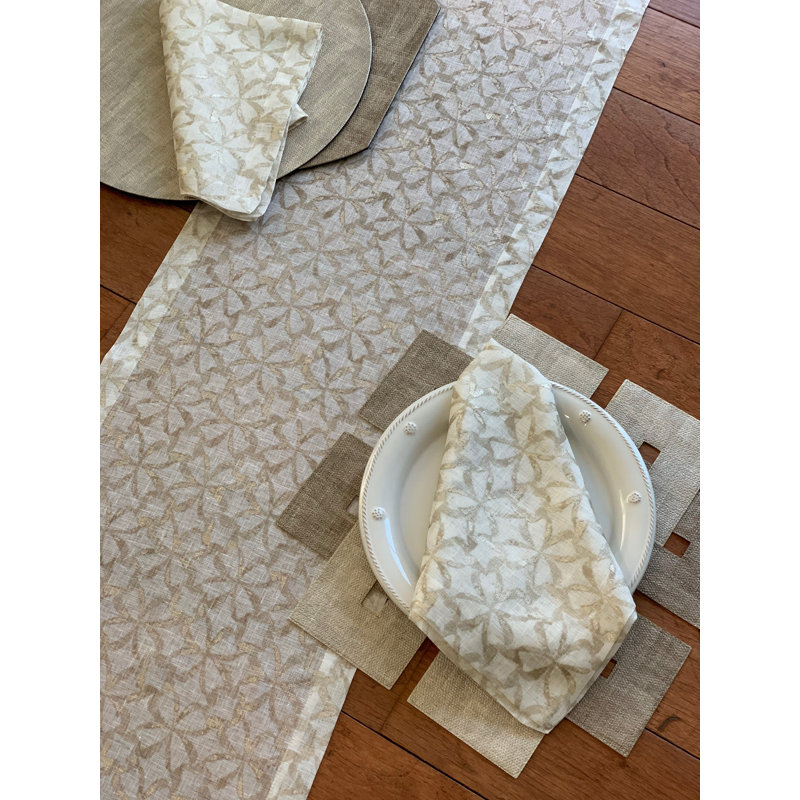 Shamrock Metallic Print Napkin, Champagne