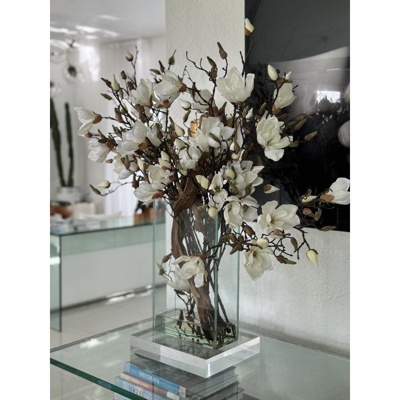 White Magnolias In 16″ Tall Casa Moderna