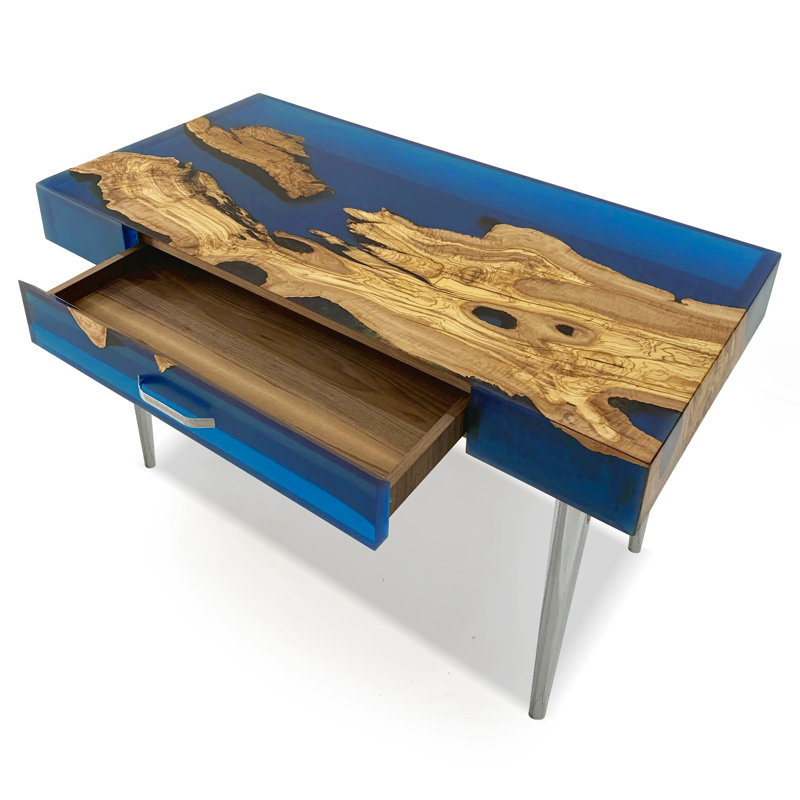 Harmonia Writing Desk