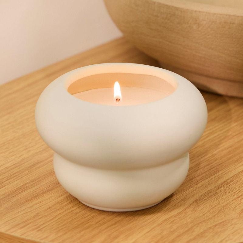 Plant / Floral Scented Tumbler Candle with Ceramic Holder, Clay
