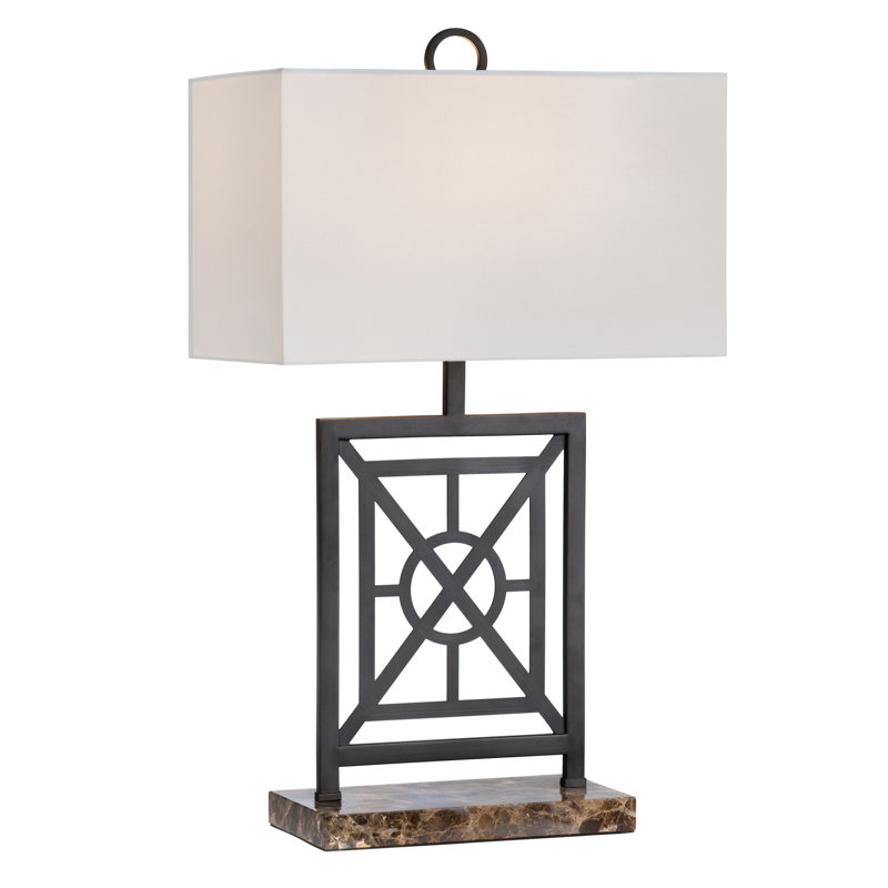 Lampe de table en métal