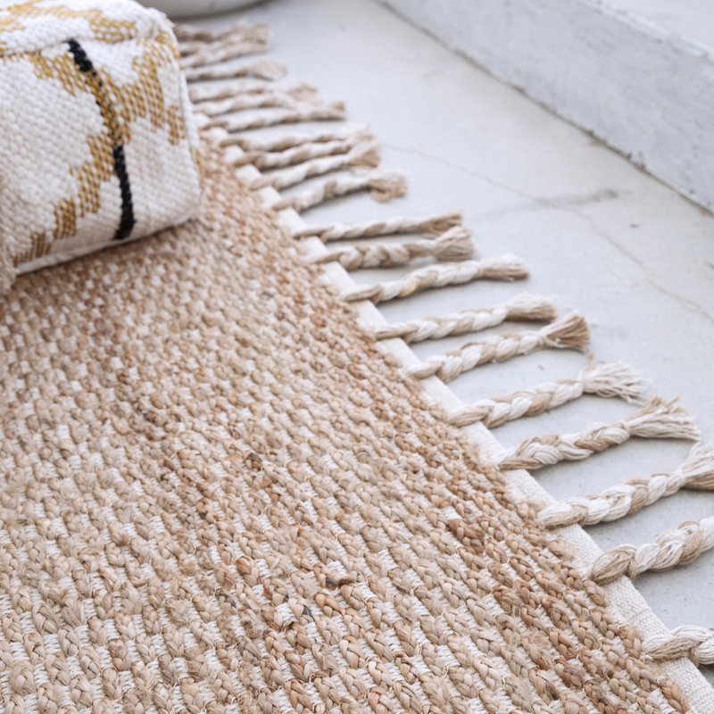 Area Rug in Brown, Rectangle 9'10" x 13'1"