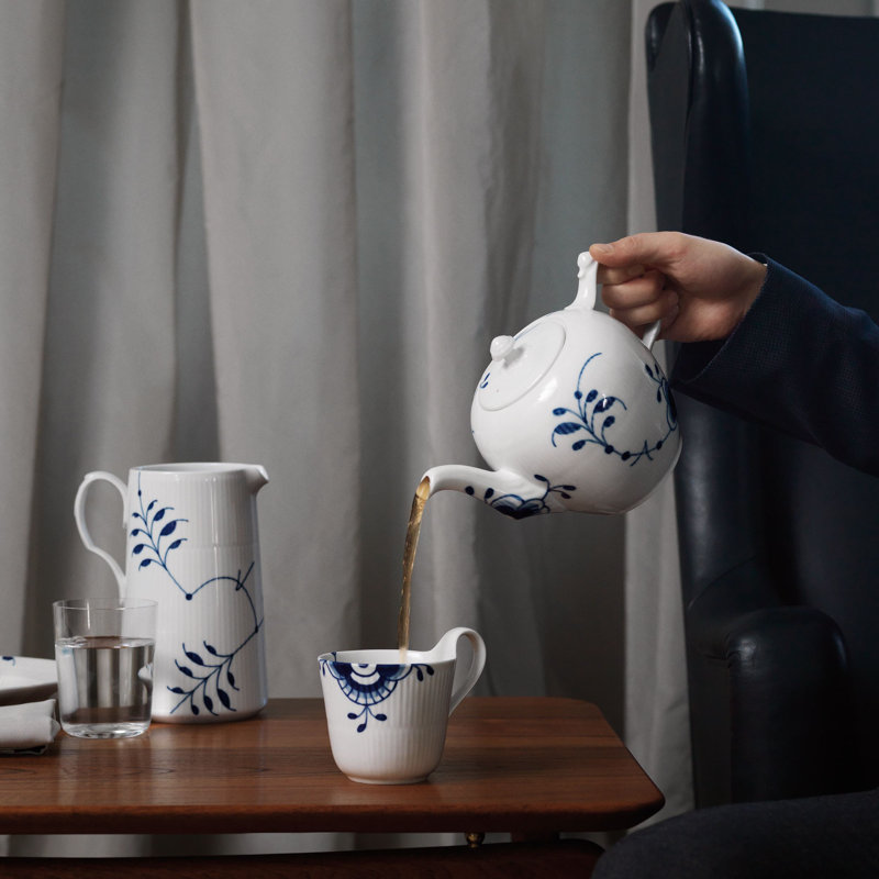 Royal Copenhagen Blue Fluted Mega 1.05-qt. Teapot