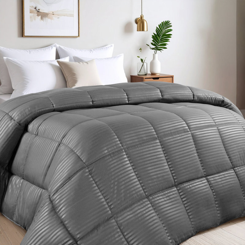 Blue Nile Mills Reversible Striped Down Alternative Comforter Duvet Insert, Twin Extra Long Comforter, Silver
