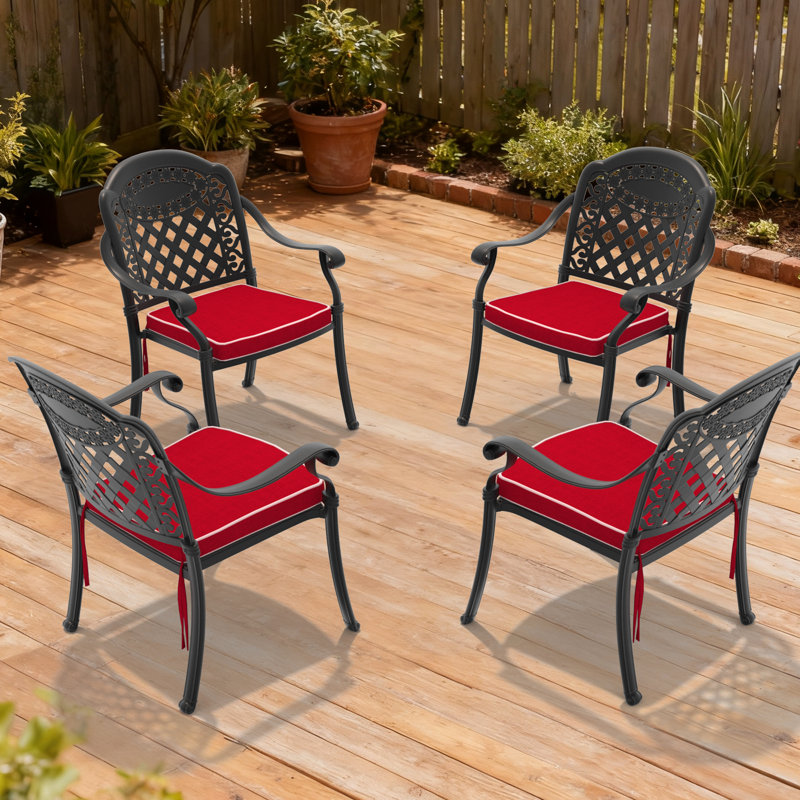 4 chaises de jardin en aluminium moulé avec structure noire et coussins rouges, finition traditionnelle pour une expérience élégante, revêtement, assise ergonomique, empilables pour un gain de place, rembourrage en mousse à cellules ouvertes.