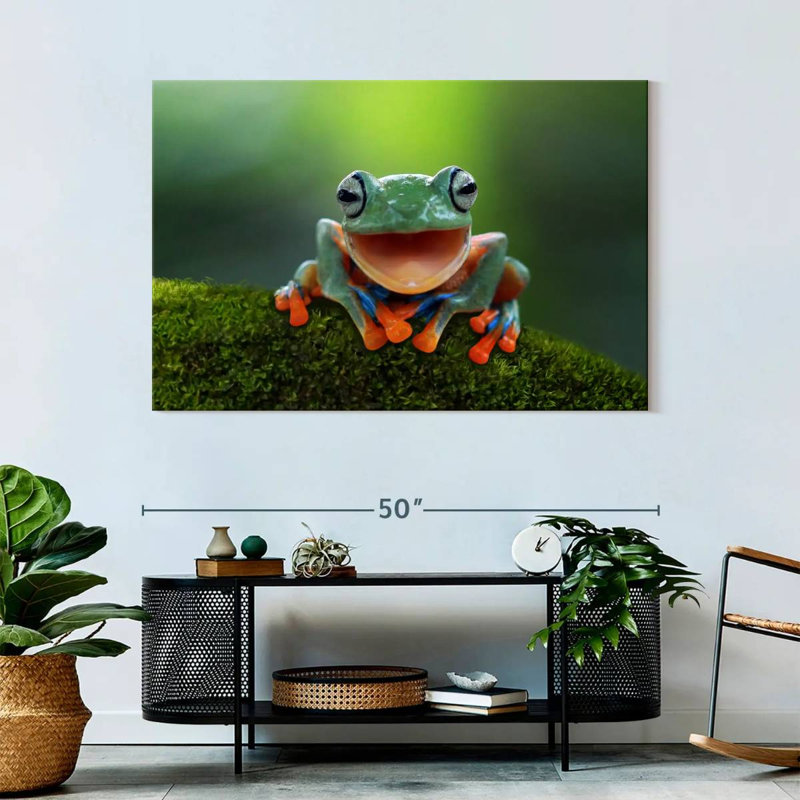 Brampt Happy Tree Frog, 32" H x 48" W
