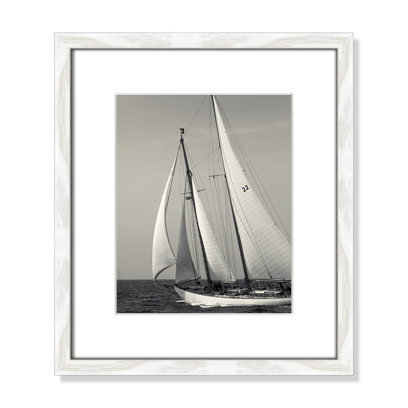 Amaryl Fair Wind par Danita Delimont - reproduction de photo encadrée, H 15 po x l 13 po x P 0,75 po, Cadre blanc