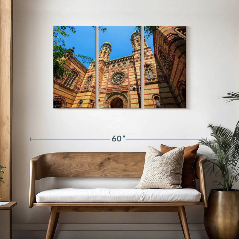 Budapest Great Synagogue, 28" H x 45" W