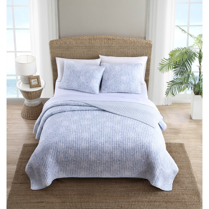 Tommy Bahama Makena Blue Cotton Reversible Quilt Set, Queen Quilt + 2 Standard Shams, Blue