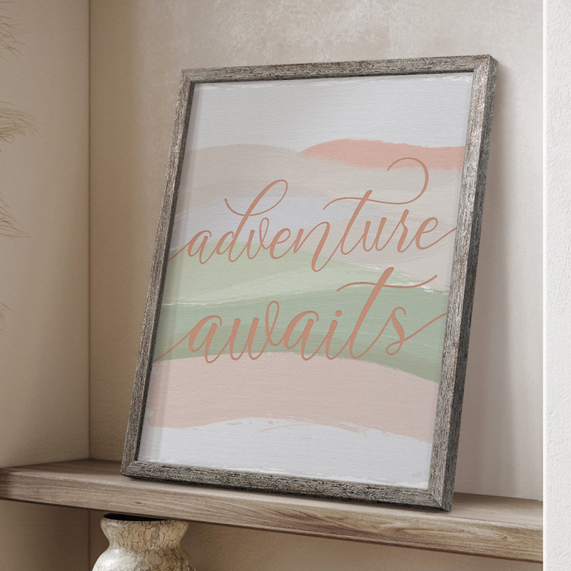 «Adventure Awaits», reproduction d'art encadrée - bois massif, H 30 po x l 24 po