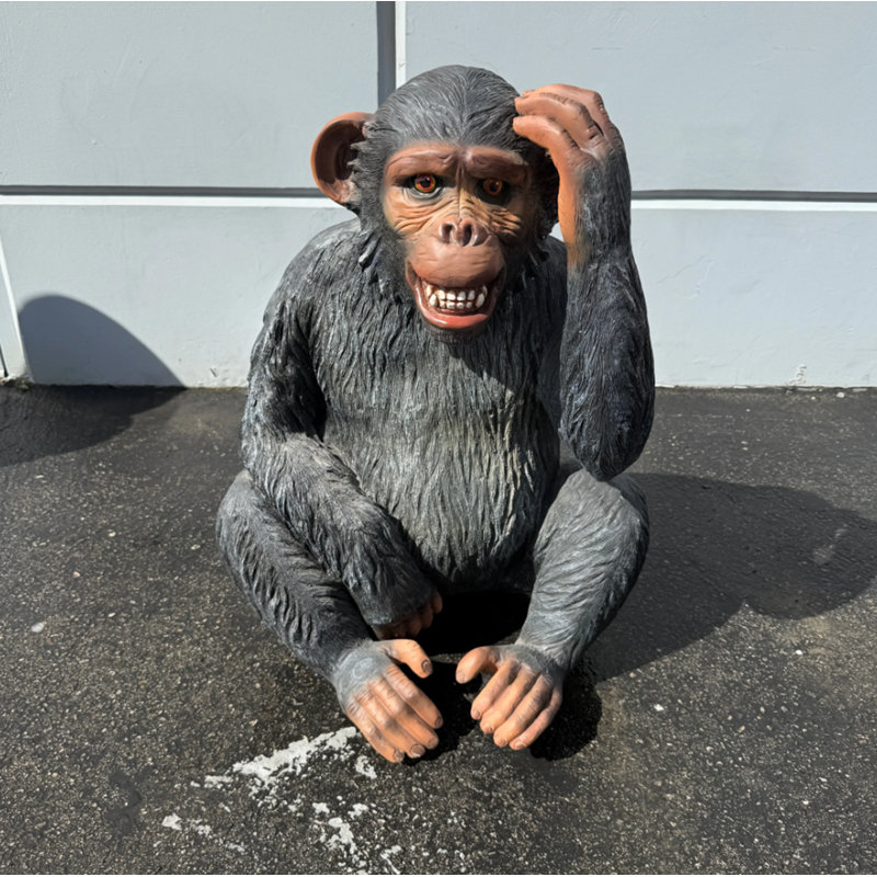 Statue monkey Max Chimpanzee