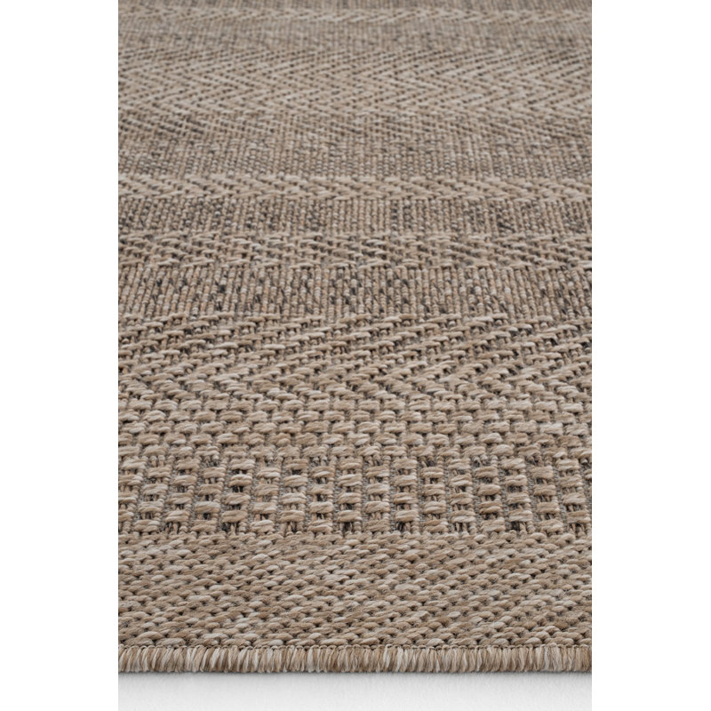 Rheta Chevron Machine Made Indoor / Outdoor Area Rug, Rectangle 6'7" x 9'6"