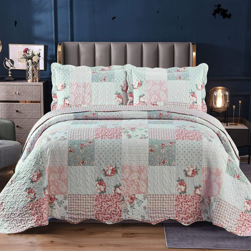 Notus Luxury Bedspread, Red/Blue, W180 x L240cm