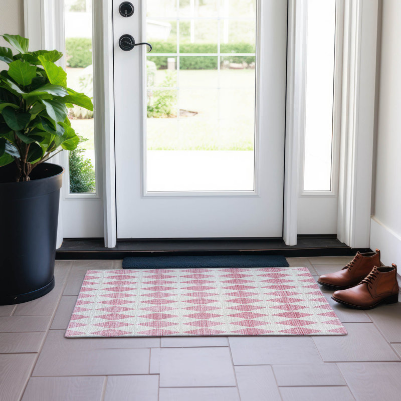 Tapis intérieur / extérieur Loreen avec envers antidérapant, Rectangle 1 pi 8 po x 2 pi 6 po