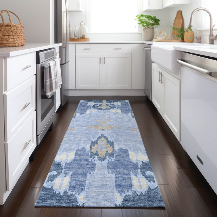 Malchow Washable Southwestern Indoor / Outdoor Rug
