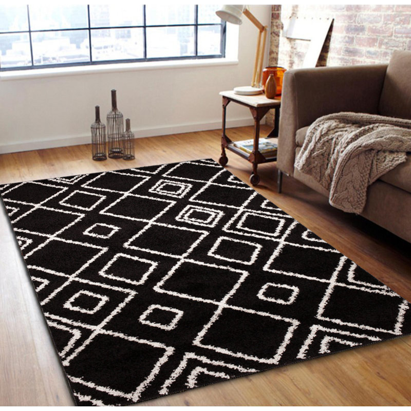 Tapis noir à motifs géométriques, Rectangle de 4 pi x 6 pi