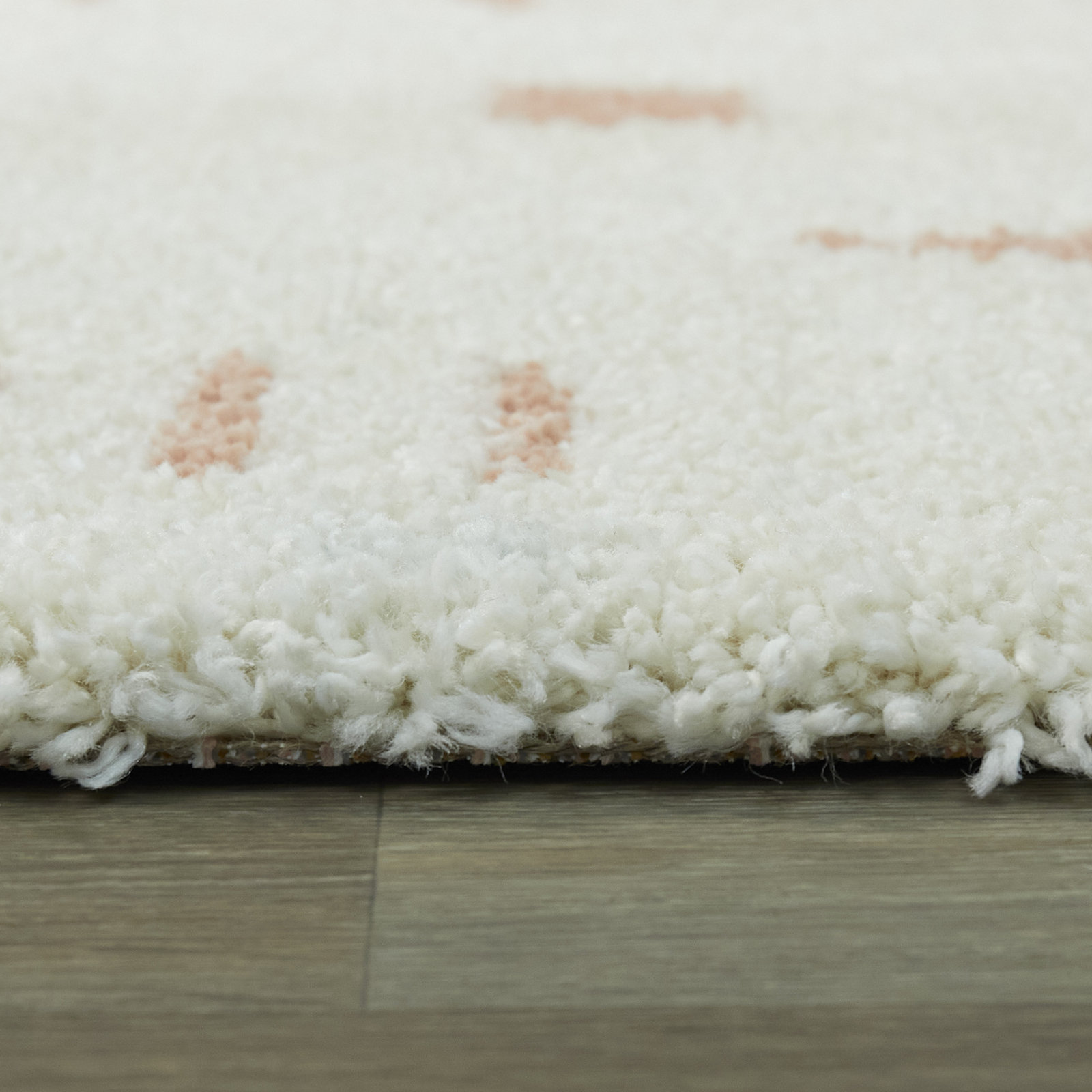 Morin Geometric Shag Rug, Rectangle 5'3" x 7'