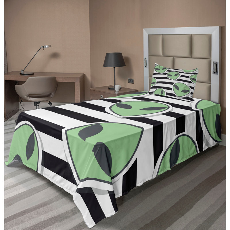 Ambesonne Alien Sheet Set Simple Funny Faces Stripes Pale Green Charcoal Grey, Twin Sheet Set with 1 Pillowcase