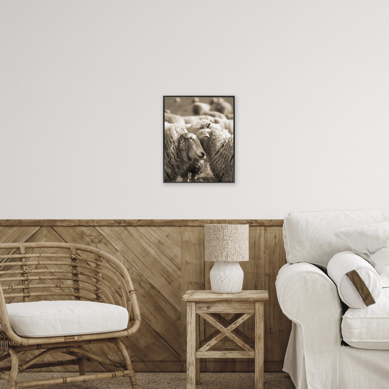 «Hugling Sheep in Flock», estampe numérique, conception de Martin Podt, H 20 po x l 16 po, Giclée encadrée noir minuit