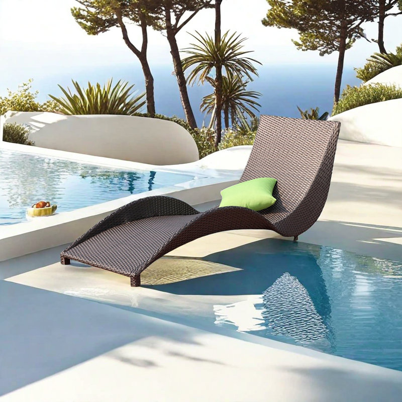 Chaise longue d'extérieur en osier PE