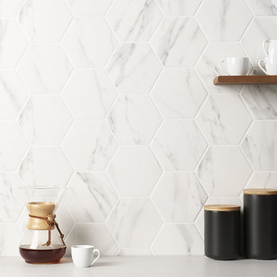 Carrelage mural en porcelaine polie hexagonale 6 po Santorini (6,13 pieds carrés / caisse)