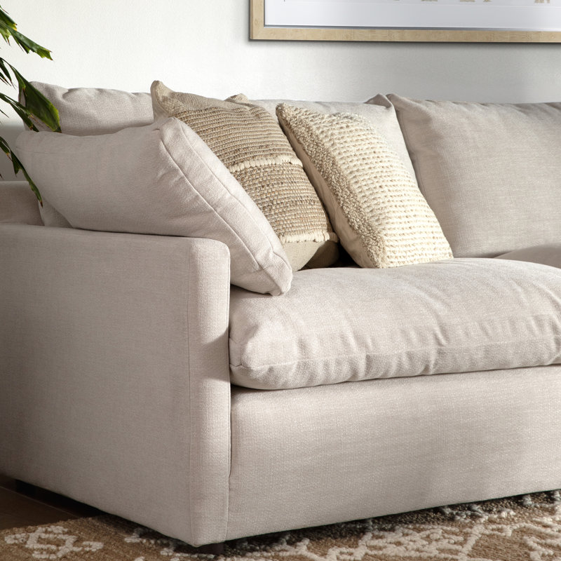 Blanche Pillow
