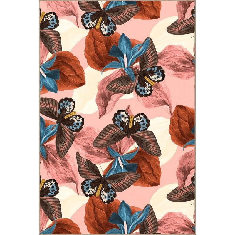 Tapis rose poudré multicolore à motif floral et papillon, Sous-tapis rectangulaire 2 pi 4 po x 3 pi 11 po