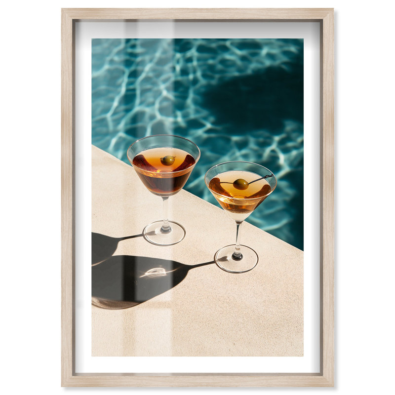 «Poolside Sips Shadowbox Print» par Notoriart, H 37 po x l 25 po, Crème, crème