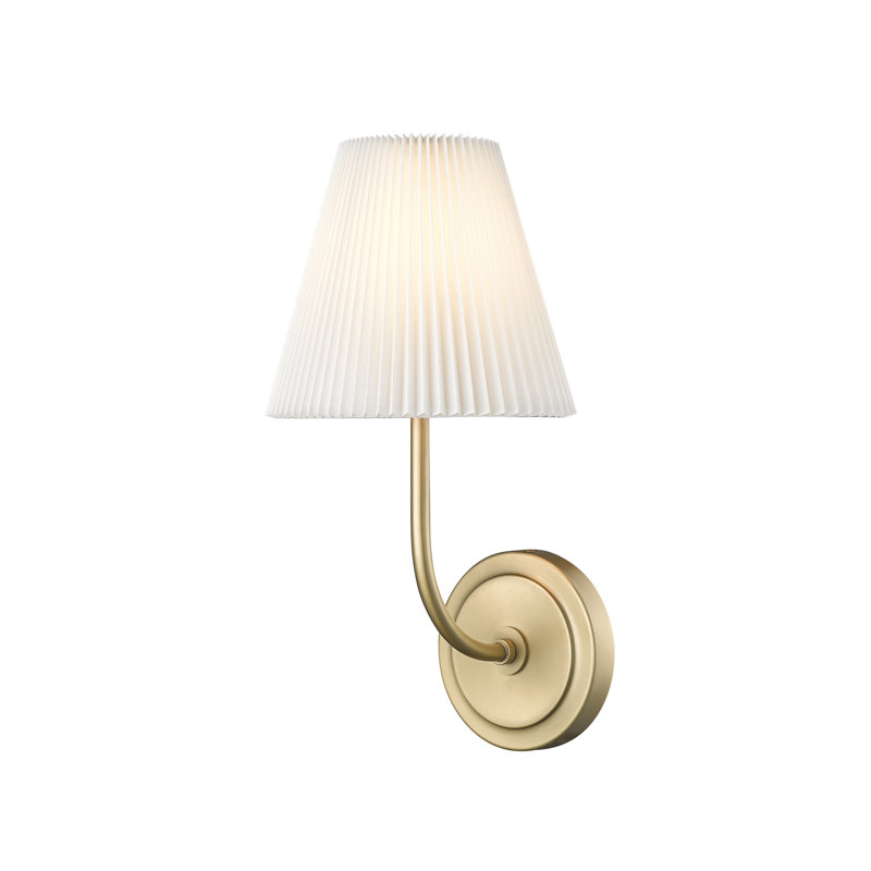 Applique murale 1 lumière Ami 7,25 po de large Ami, Laiton rétro