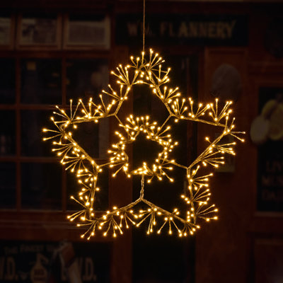 LED Lighted Window Décor