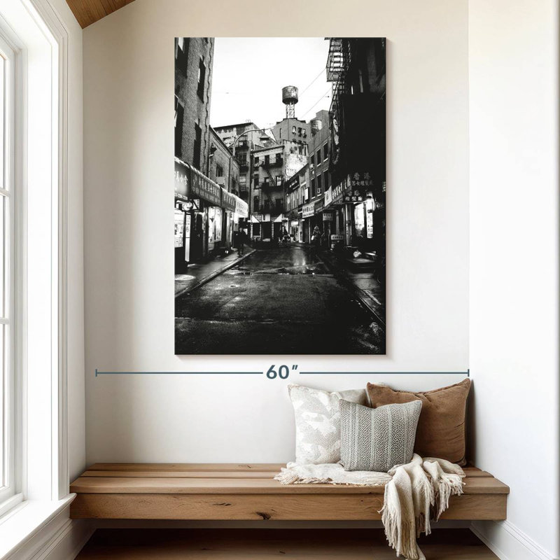 Sirci Doyers Street - monochrome, H 51 po x l 34 po