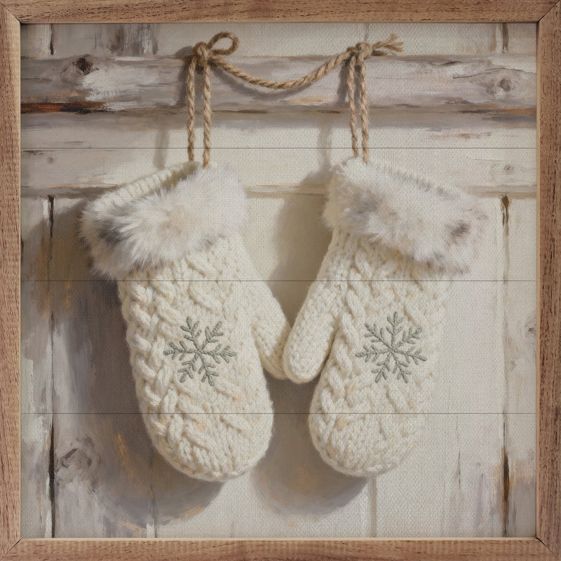Mittens With Snowflakes, H 16 po x l 16 po