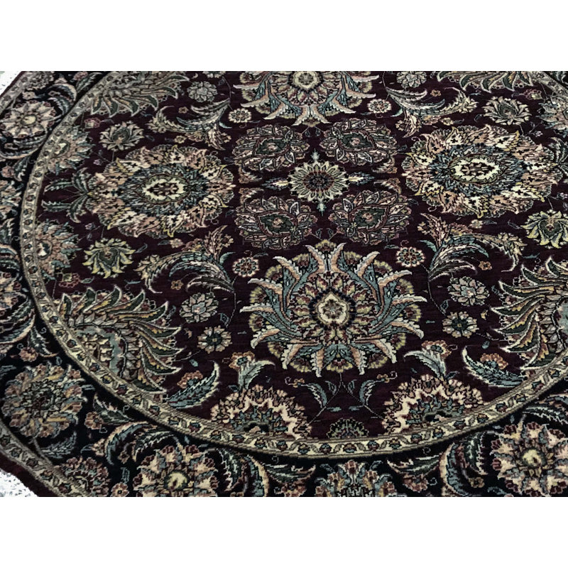 Wool Oriental Area Rug in Wine/Black