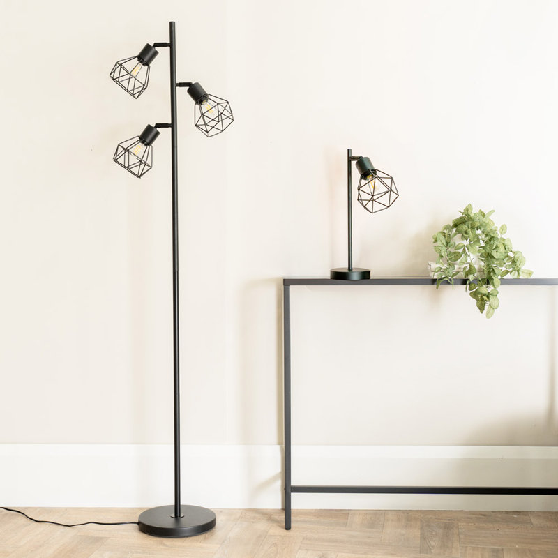 Reselva Metal Table Lamp, Black