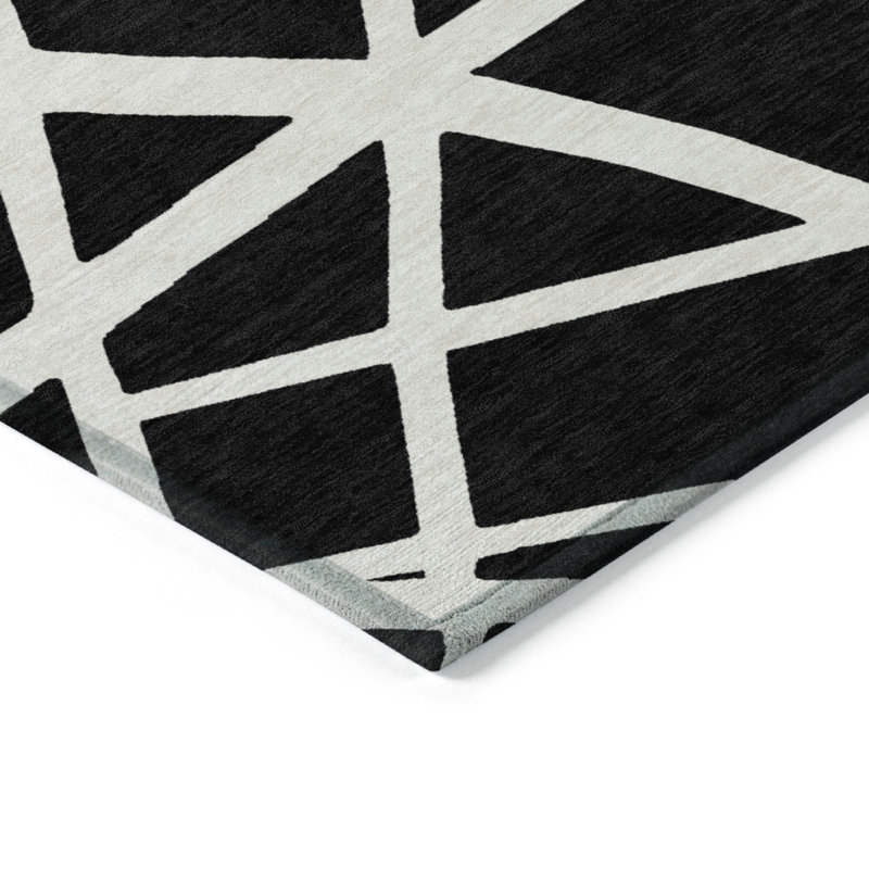 Tapis intérieur / extérieur noir lavable géométrique 10 pi x 14 pi