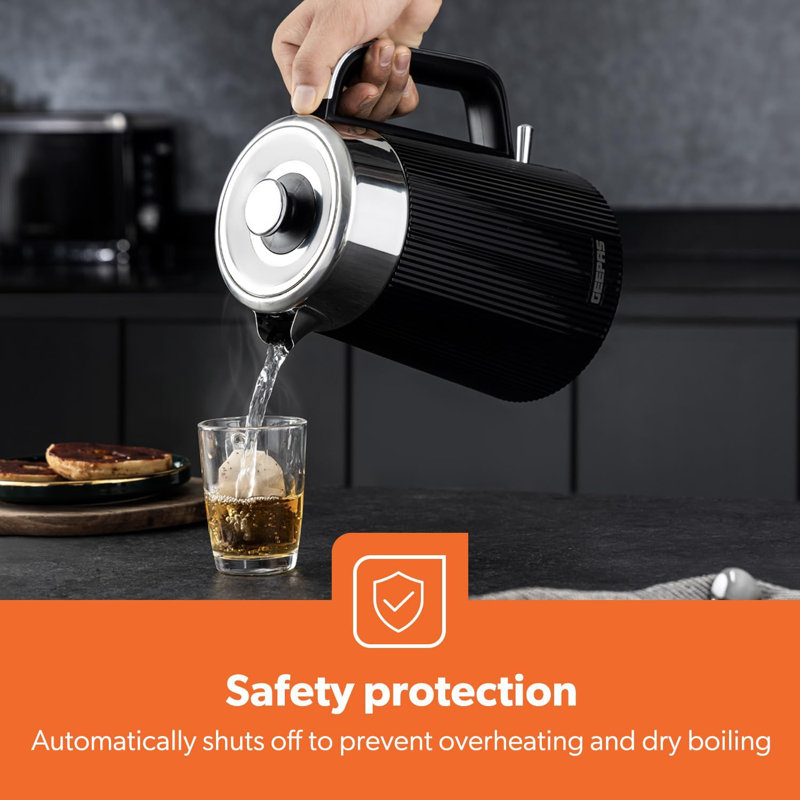 GEEPAS Arcus 1.7L Electric Kettle & 2 Slice Toaster Kitchen Combo Set | 3000W Rapid Boil Cordless Jug Kettle | Auto Shut-Off 360° | 930W Bread Toaster 7 Browning Levels Cancel Defrost Reheat