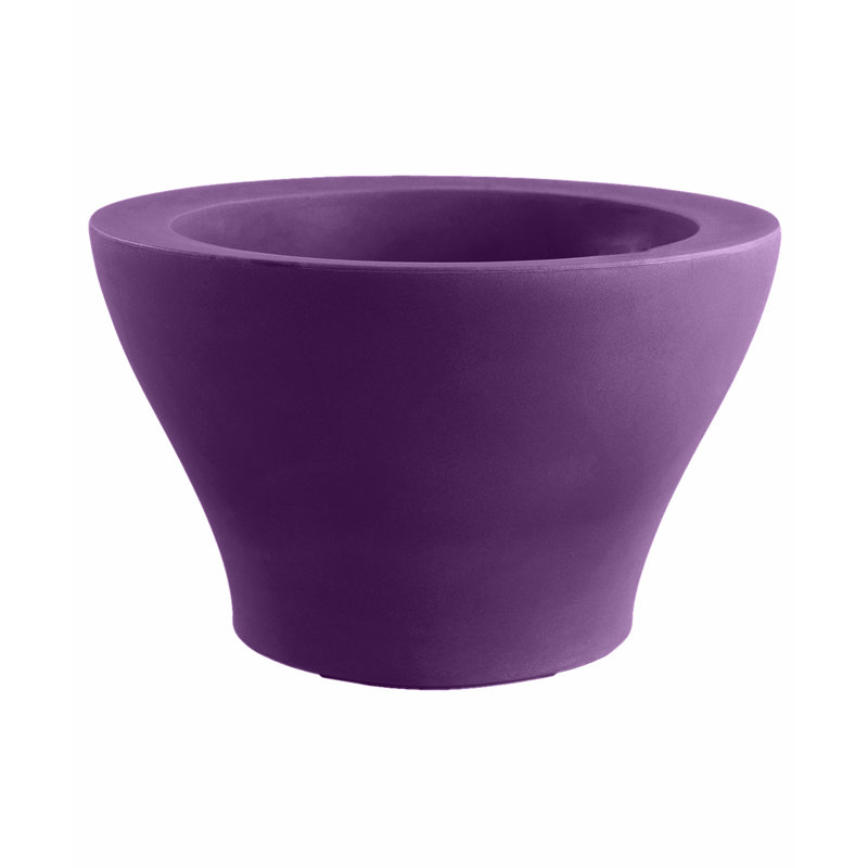 Centro Resin Pot Planter, 19.75" H x 31.5" W x 31.5" D, Ecru