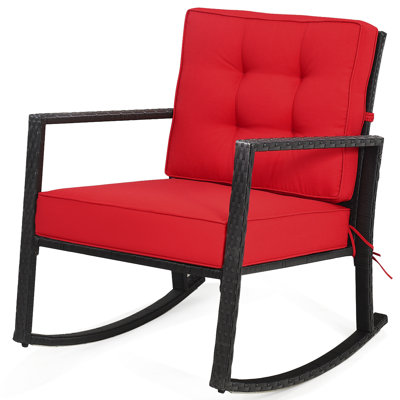 Chaise berçante d'extérieur en rotin avec coussins Terraza