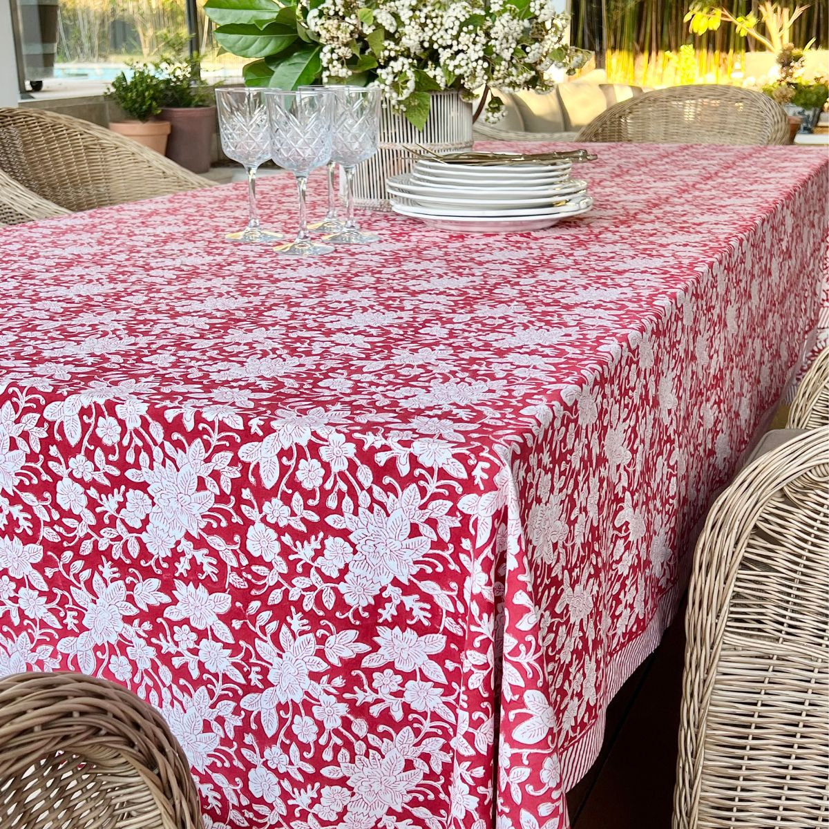 Decor Mantra Rectangle Christmas Tablecloth - Red and white Carmen | Wayfair