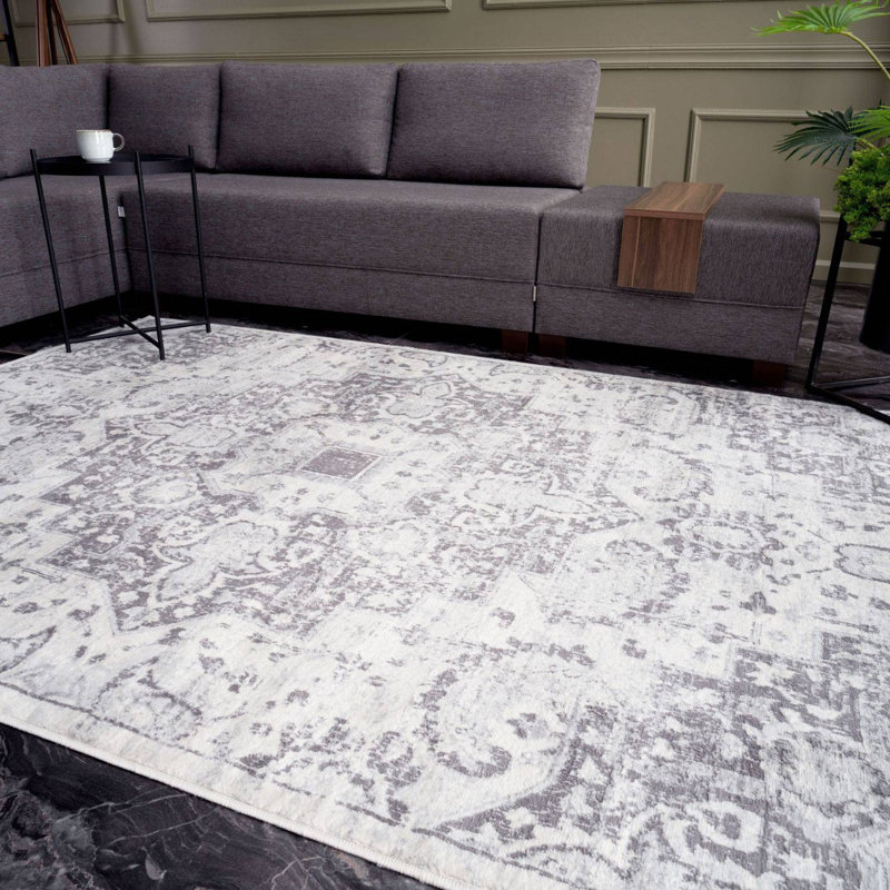 Montana Oriental Area Rug, Rectangle 240 x 340 cm