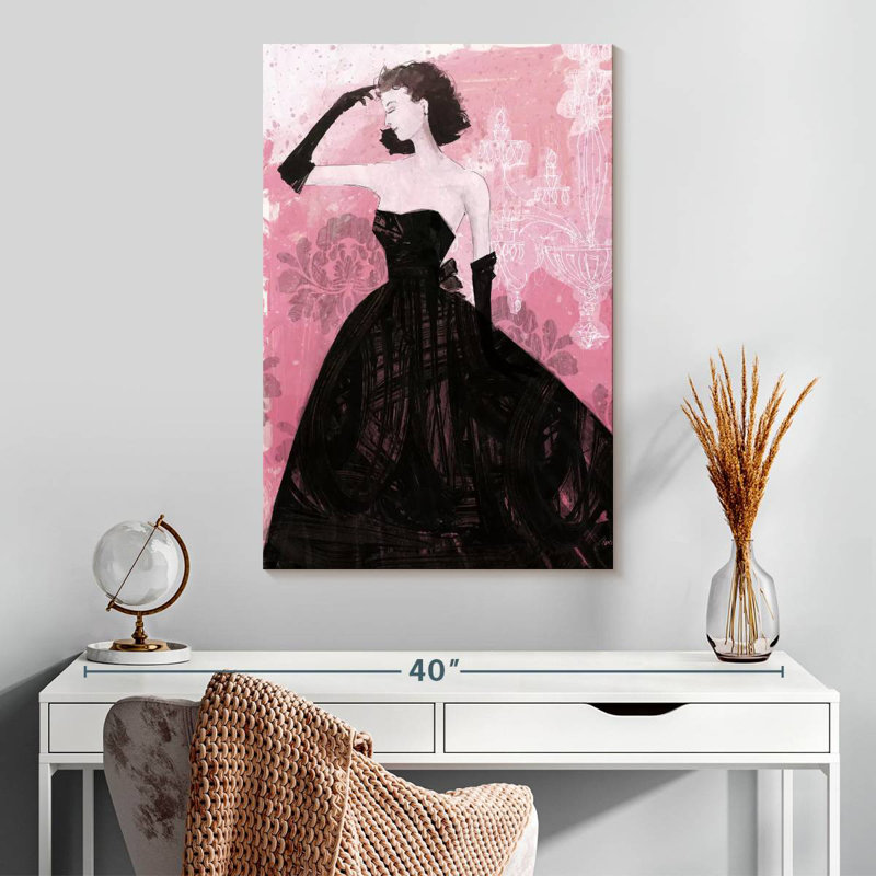 Shuttle Couture Lady I, H 30 po x l 20 po