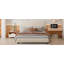 Grand lit plateforme tapissier en velours, structure solide et conception élégante en forme de courbe-872744608