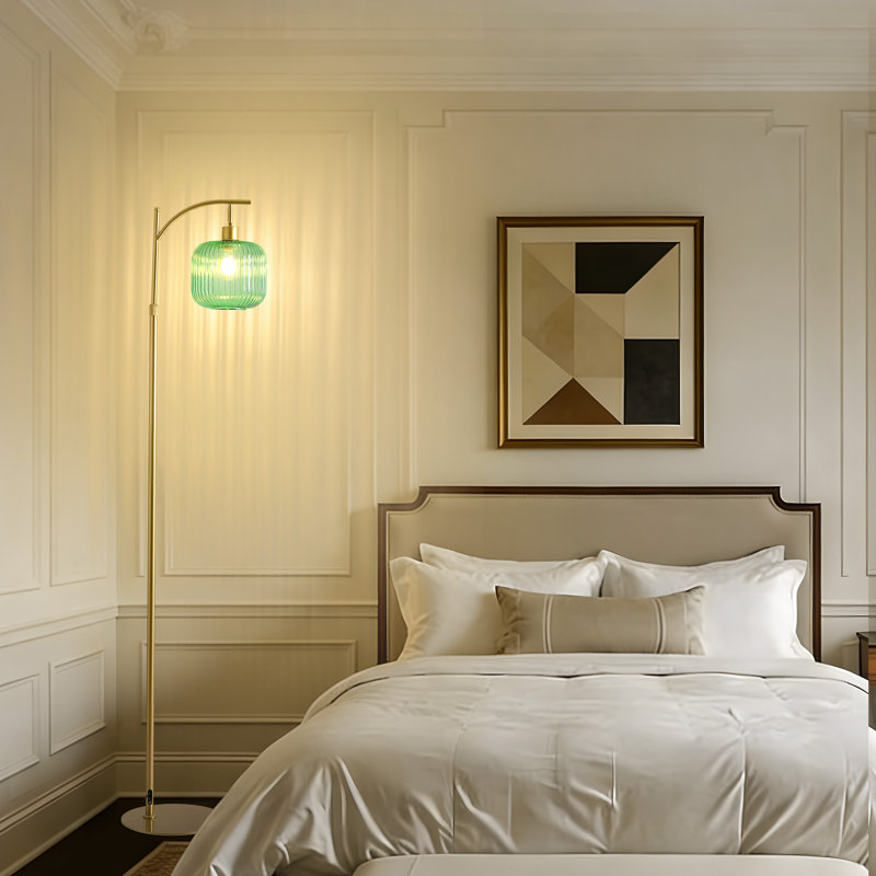 Lampe sur pied arquée Jacobson