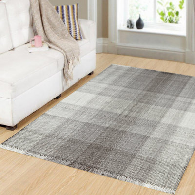 Debarah Plaid Indoor Rug